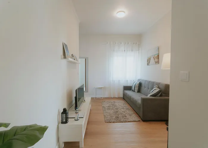 115 - Faustino S House Ii Atouguia Da Baleia